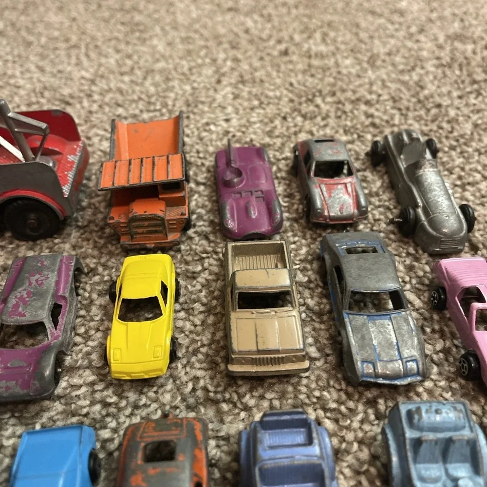 36 1950s Tootsie Toys Car Truck Lot USA Rodster Porsche Chevy Pontiac Dragster +